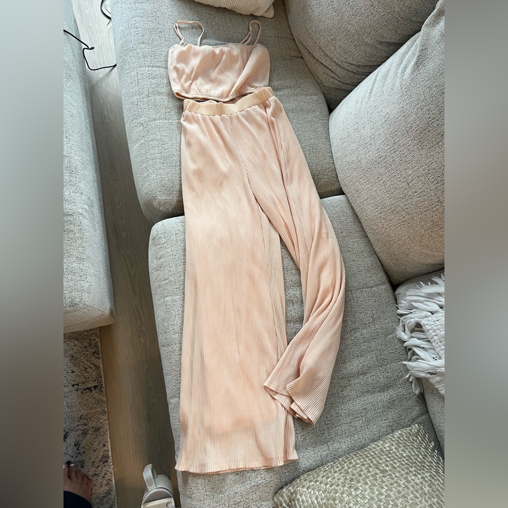 Kittenish Peach Set